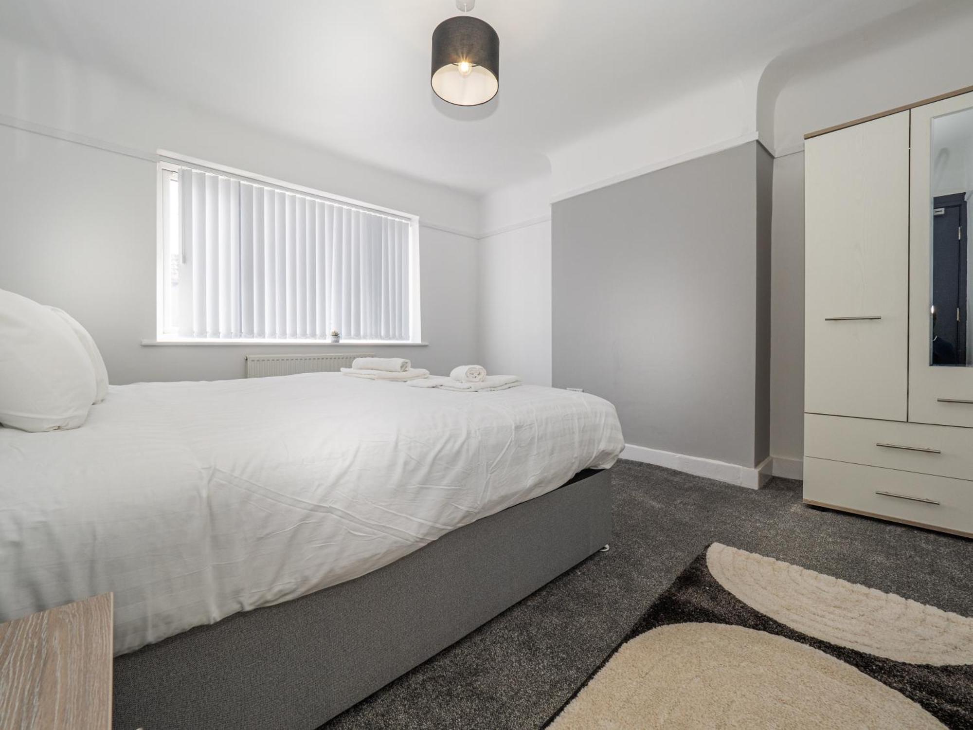 3Br Haven Retreat In Wallasey With Free Street Parking Extérieur photo