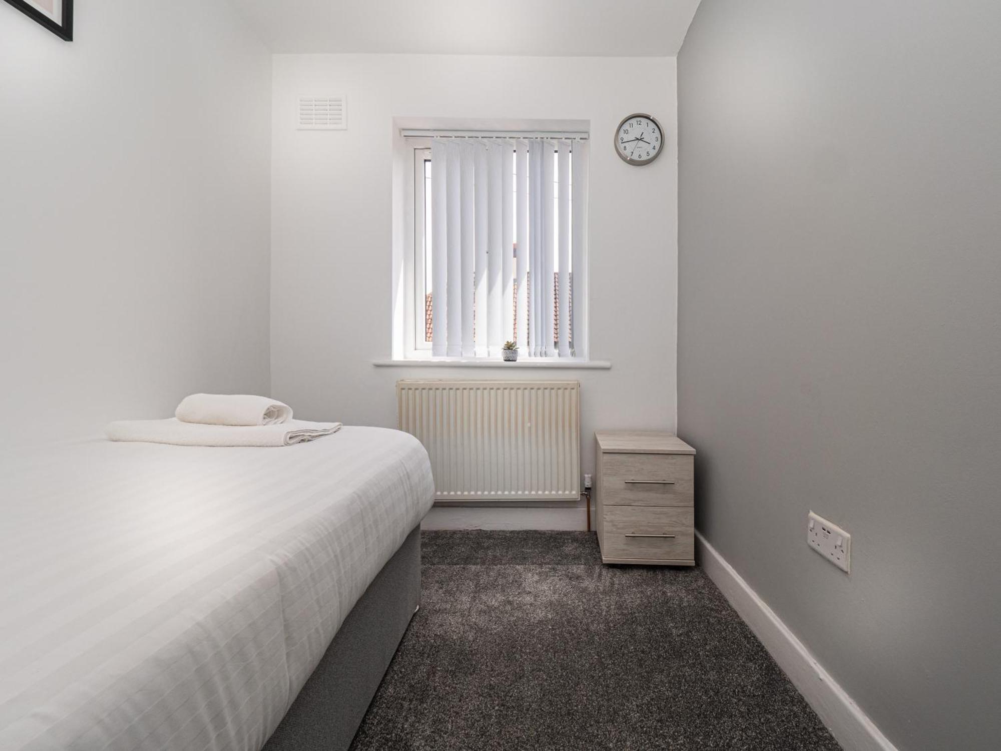 3Br Haven Retreat In Wallasey With Free Street Parking Extérieur photo