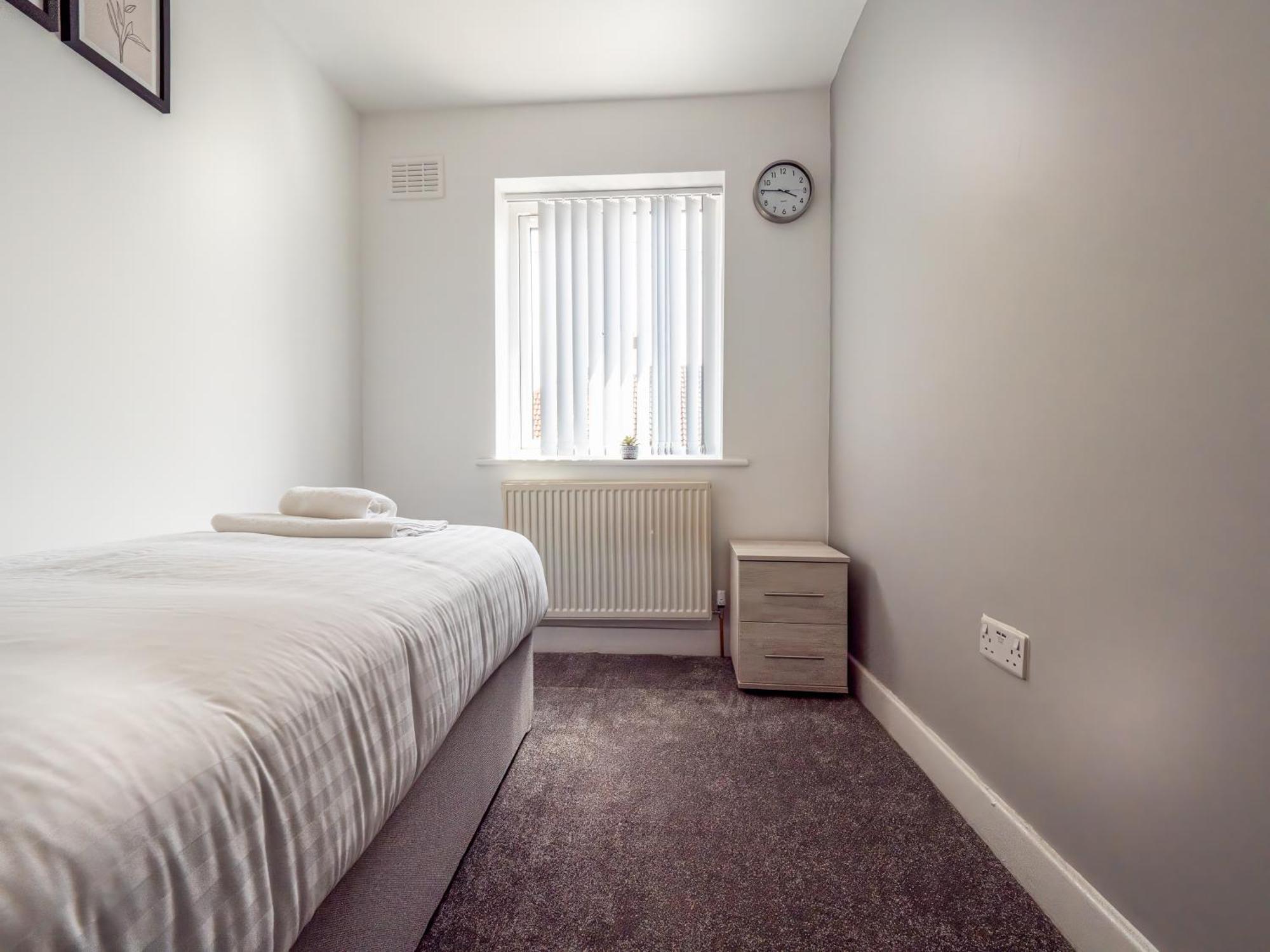 3Br Haven Retreat In Wallasey With Free Street Parking Extérieur photo